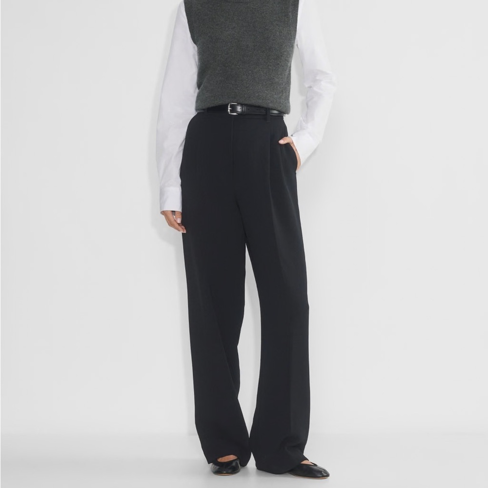 Aritzia Black Effortless Pants
